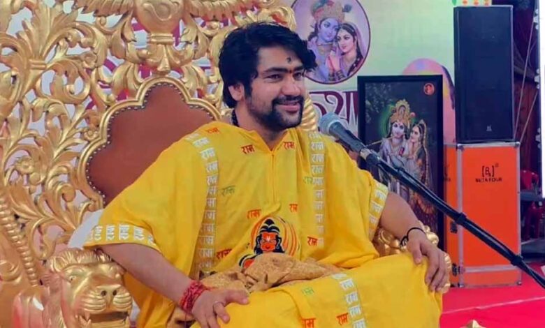 पंडित धीरेंद्र कृष्ण शास्त्री का आदेश: बागेश्वर धाम में वीआईपी मुलाकातें होंगी बंद, जानिए वजह